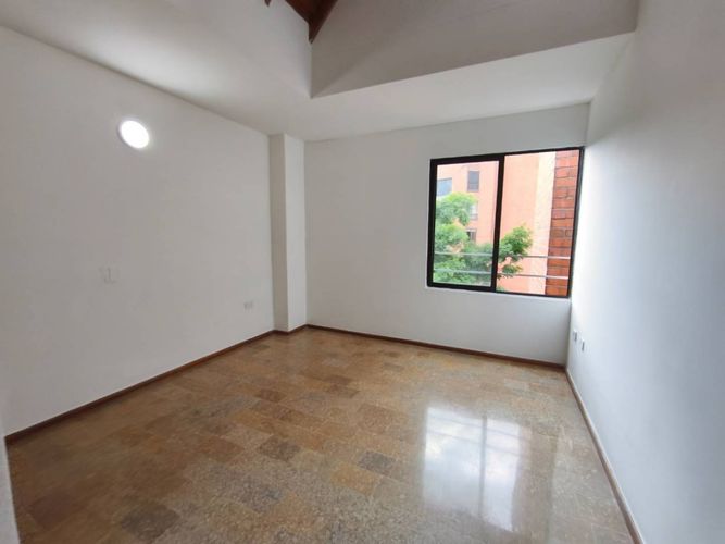 Oficina en arriendo en La Aguacatala, Medellín, 170 m² · foto 16 de 23
