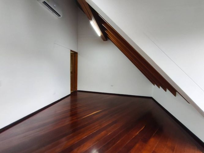 Oficina en arriendo en La Aguacatala, Medellín, 170 m² · foto 20 de 23