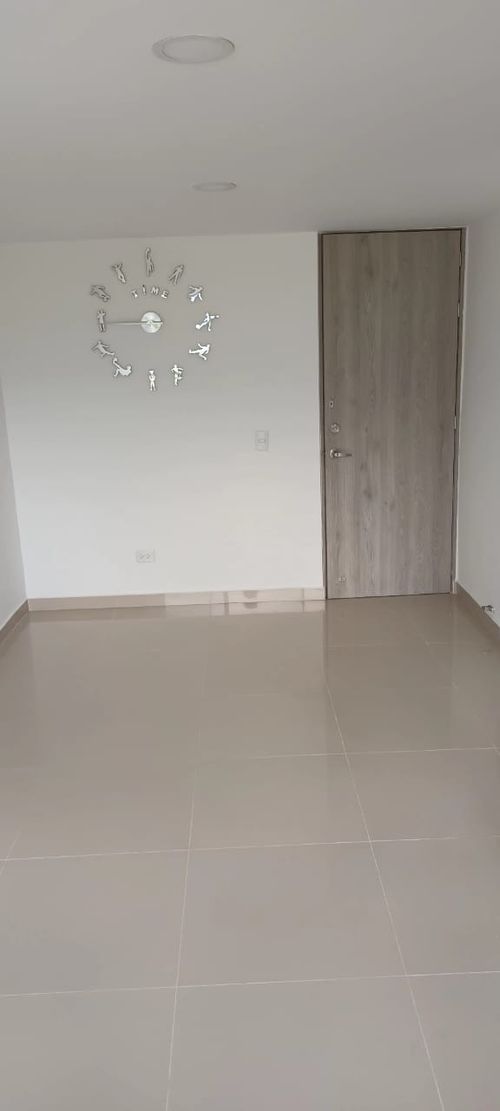 Apartamento de 2 alcobas en venta en Loma De San Jose, Sabaneta, 48 m² · foto 6 de 20