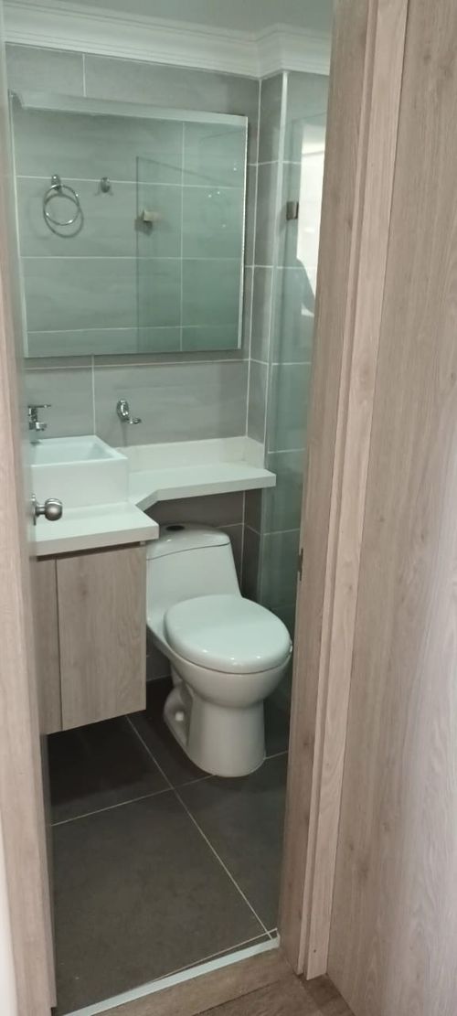 Apartamento de 2 alcobas en venta en Loma De San Jose, Sabaneta, 48 m² · foto 13 de 20