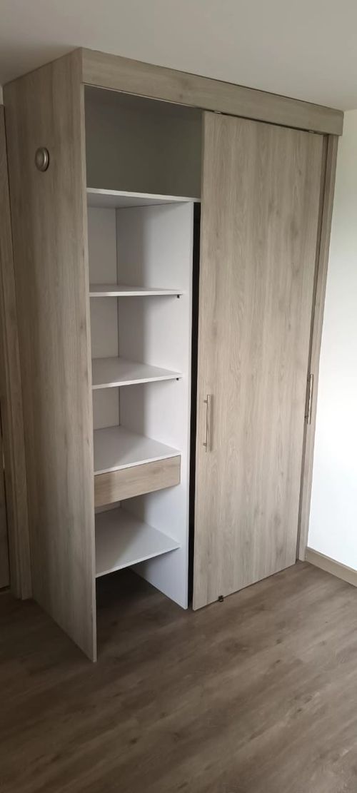 Apartamento de 2 alcobas en venta en Loma De San Jose, Sabaneta, 48 m² · foto 14 de 20