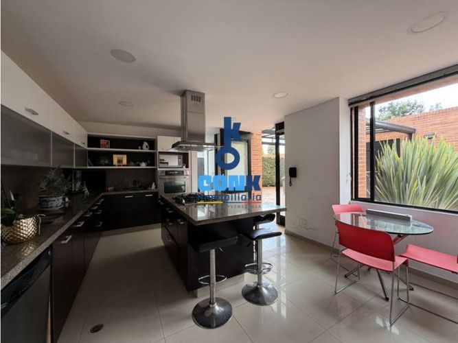 Casa de 4 alcobas en venta en Guaymaral, Bogotá, 1500 m² · foto 6 de 24