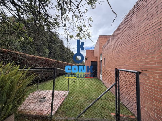 Casa de 4 alcobas en venta en Guaymaral, Bogotá, 1500 m² · foto 19 de 24