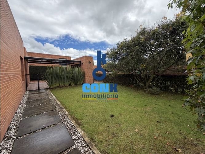 Casa de 4 alcobas en venta en Guaymaral, Bogotá, 1500 m² · foto 22 de 24