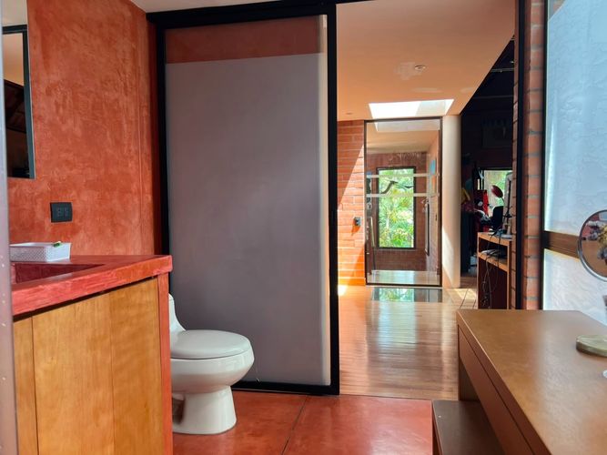 Casa de 3 alcobas en venta en Camino Verde, Envigado, 201 m² · foto 4 de 16
