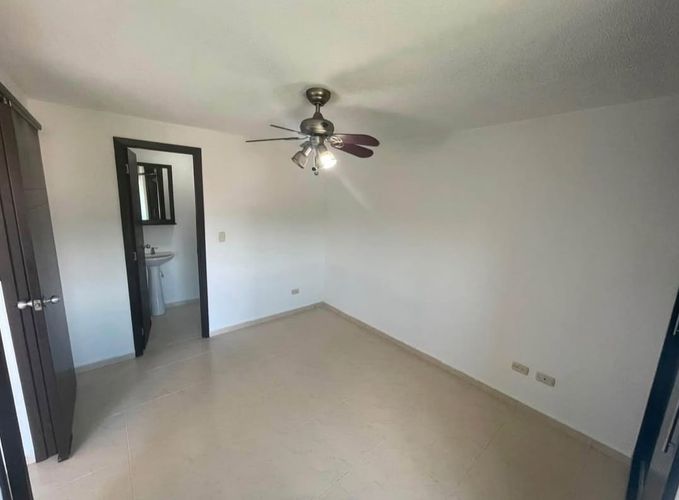 Apartaestudio en venta en La Castellana, Pereira, 36 m² · foto 8 de 8
