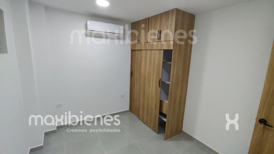 Apartamento de 3 alcobas en venta en Fundadores, Apartado, 70 m² · foto 2 de 15