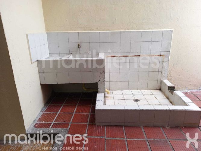 Local en arriendo en La America, Medellín, 330 m² · foto 8 de 14