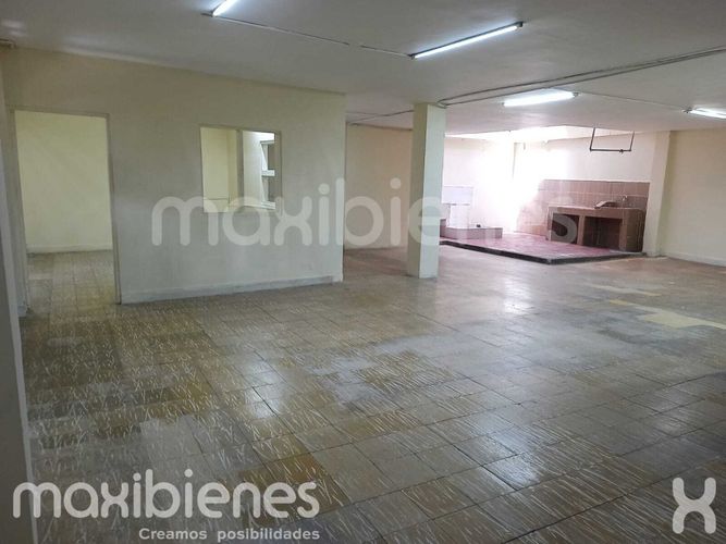 Local en arriendo en La America, Medellín, 330 m² · foto 10 de 14