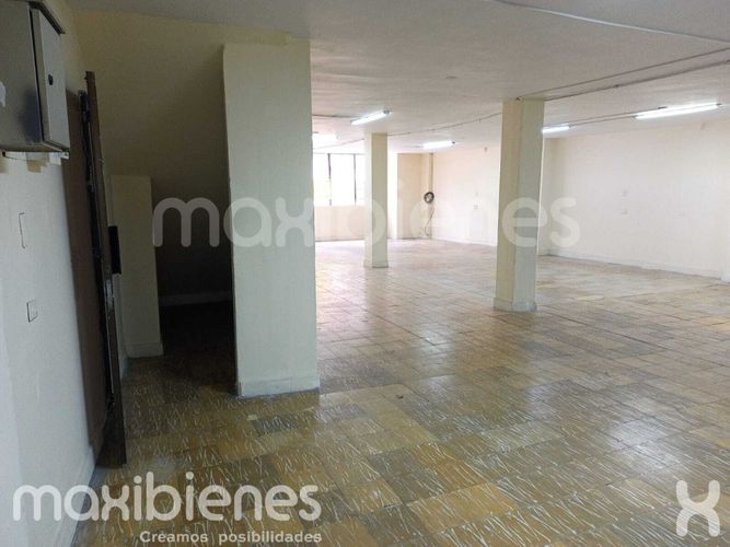 Local en arriendo en La America, Medellín, 330 m² · foto 12 de 14