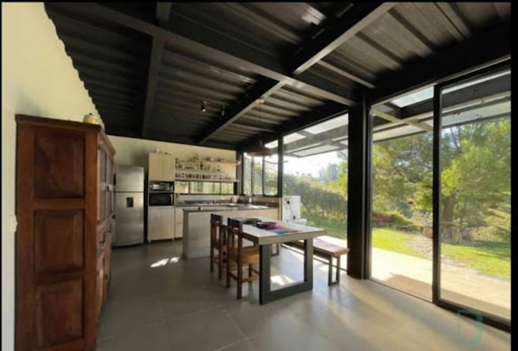 Casa de 4 alcobas en venta en Mampuesto, Rionegro, 247 m² · foto 2 de 14