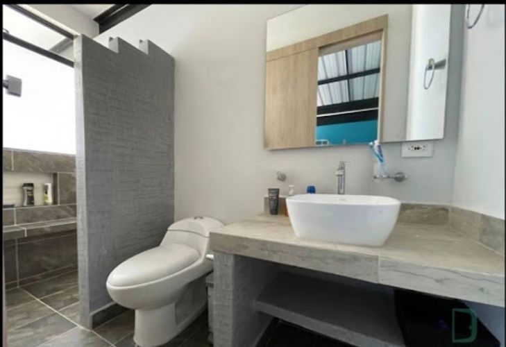 Casa de 4 alcobas en venta en Mampuesto, Rionegro, 247 m² · foto 4 de 14