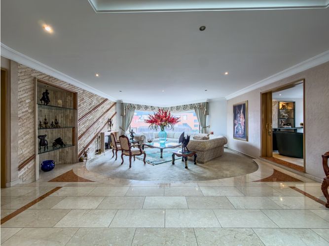 Apartamento de 4 alcobas en venta en La Calleja, Bogotá, 420 m² · foto 3 de 24