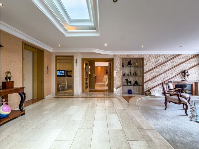 Apartamento de 4 alcobas en venta en La Calleja, Bogotá, 420 m² · foto 8 de 24