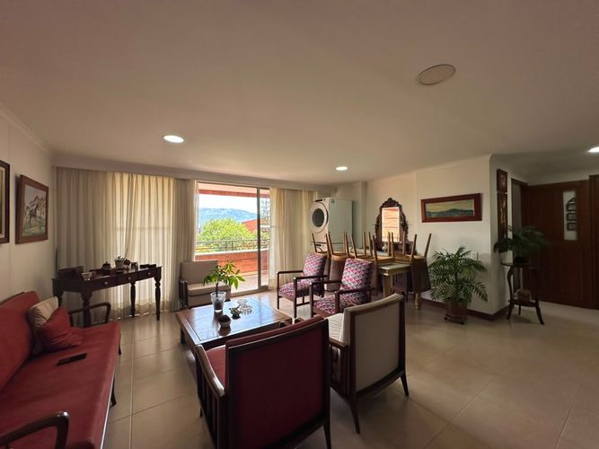 Apartamento de 3 alcobas en arriendo en El Poblado, Medellín, 143 m² · foto 4 de 20