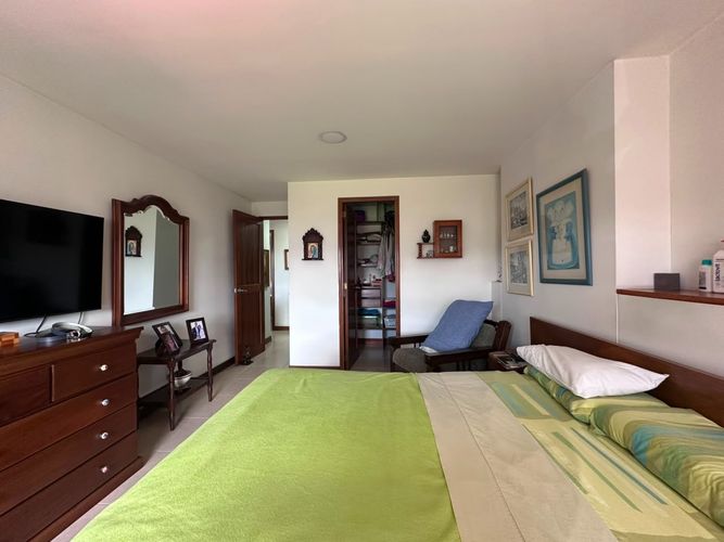 Apartamento de 3 alcobas en arriendo en El Poblado, Medellín, 143 m² · foto 11 de 20