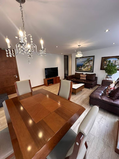 Apartamento en venta en Chicó Navarra, Bogotá · foto 2 de 24