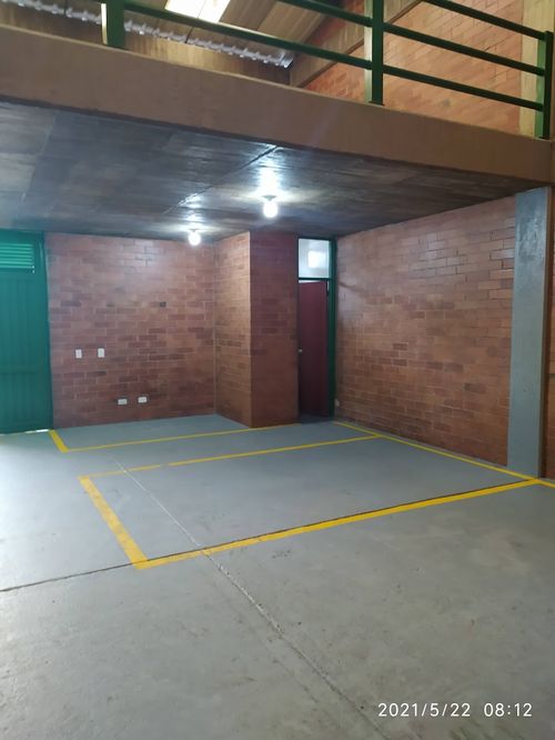 Bodega en arriendo en San Jose, Mosquera, 100 m² · foto 2 de 10