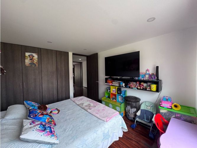 Casa de 3 alcobas en venta en Laura Vicuña, Chía, 240 m² · foto 9 de 24