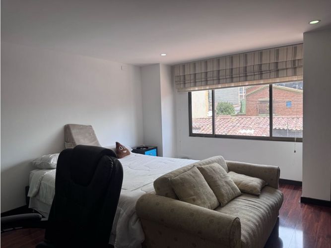 Casa de 3 alcobas en venta en Laura Vicuña, Chía, 240 m² · foto 13 de 24