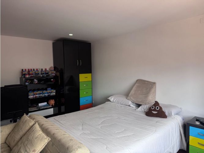Casa de 3 alcobas en venta en Laura Vicuña, Chía, 240 m² · foto 14 de 24