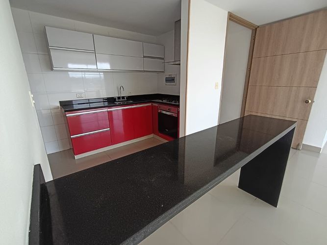 Apartamento de 3 alcobas en venta en Manzanares, Neiva, 93 m² · foto 3 de 14
