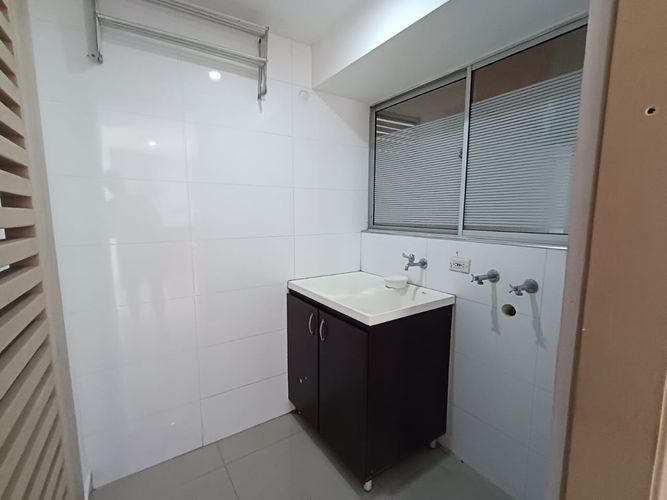 Apartamento de 3 alcobas en venta en Manzanares, Neiva, 93 m² · foto 4 de 14