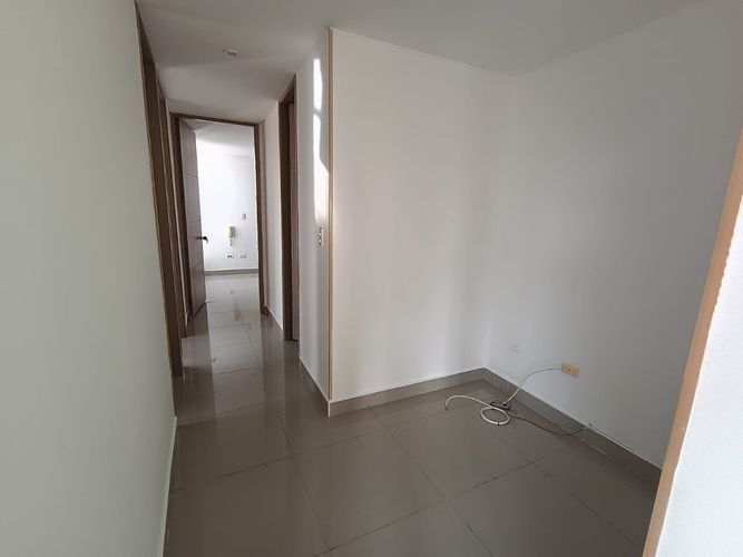 Apartamento de 3 alcobas en venta en Manzanares, Neiva, 93 m² · foto 10 de 14