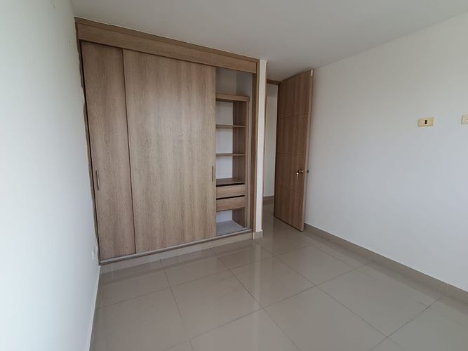 Apartamento de 3 alcobas en venta en Manzanares, Neiva, 93 m² · foto 12 de 14