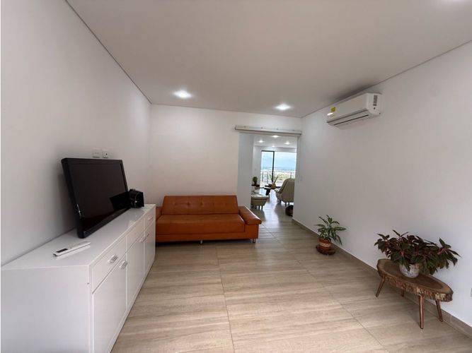 Casa de 4 alcobas en venta en Arroyohondo, Yumbo, 261 m² · foto 9 de 23