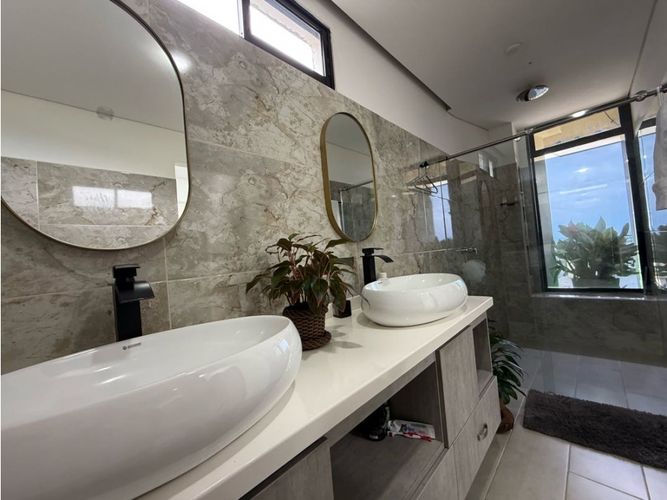 Casa de 4 alcobas en venta en Arroyohondo, Yumbo, 261 m² · foto 13 de 23