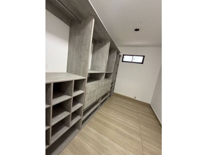 Casa de 4 alcobas en venta en Arroyohondo, Yumbo, 261 m² · foto 17 de 23