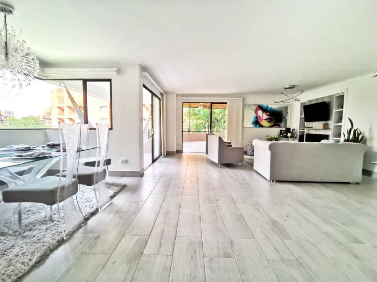 Apartamento en venta en Castropol, Medellín 3