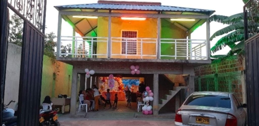 Casa de 4 alcobas en venta en San Joaquin, Candelaria, 360 m² · foto 2 de 8