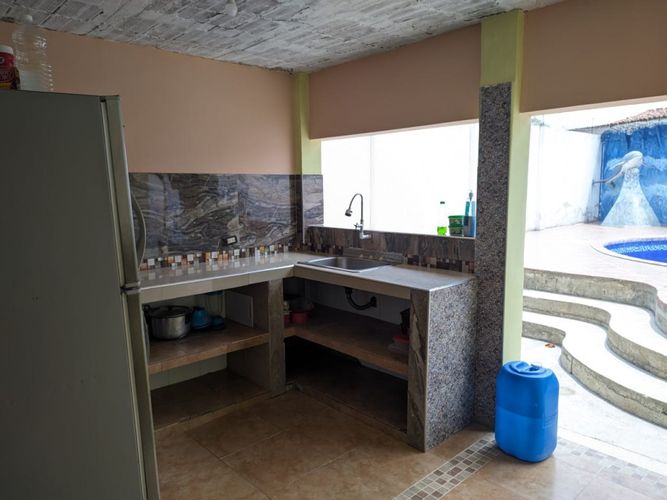 Casa de 4 alcobas en venta en San Joaquin, Candelaria, 360 m² · foto 5 de 8