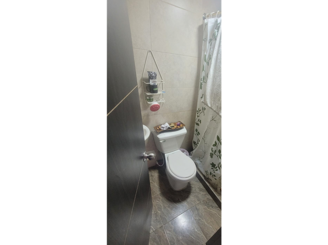 Casa de 6 alcobas en venta en El Remanso, Funza, 140 m² · foto 11 de 15