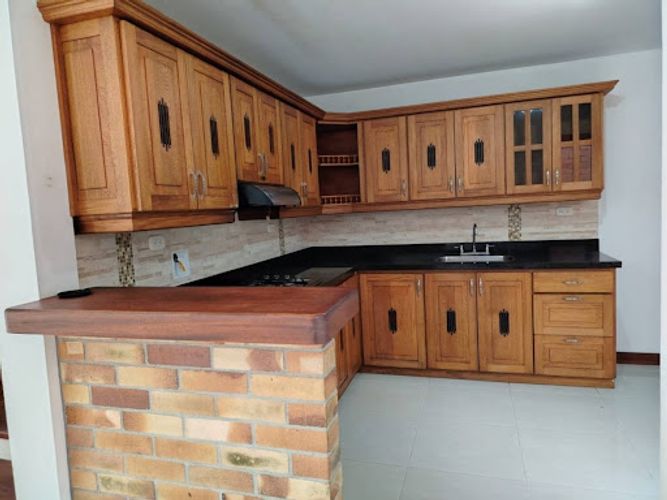 3BR House in Santa ana (160 m²) - 3