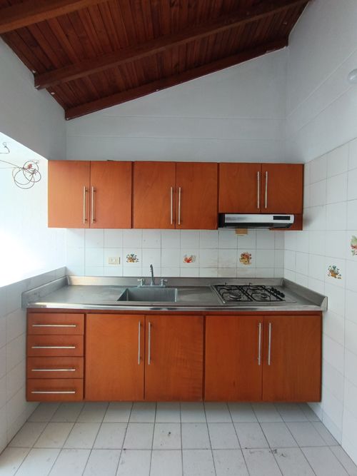 Casa de 3 alcobas en venta en Cr Alicante, Cúcuta, 180 m² · foto 4 de 16