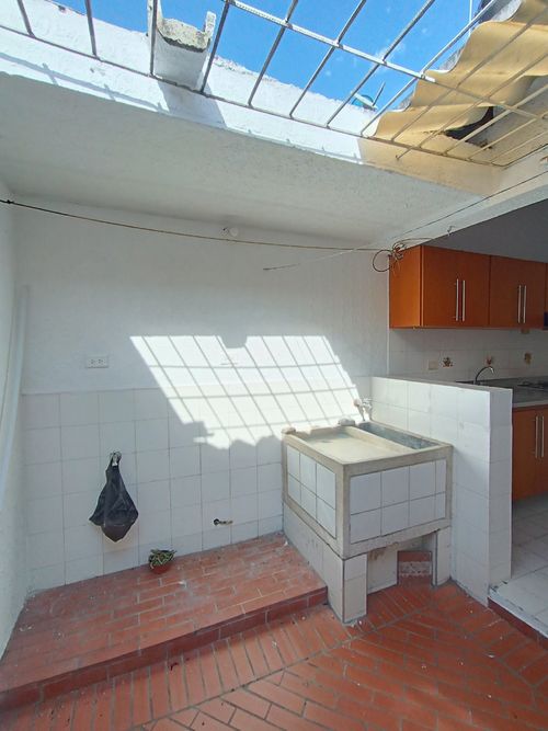 Casa de 3 alcobas en venta en Cr Alicante, Cúcuta, 180 m² · foto 15 de 16