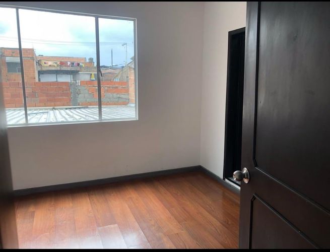 Casa de 2 alcobas en venta en León Xiii, Soacha, 290 m² · foto 3 de 9