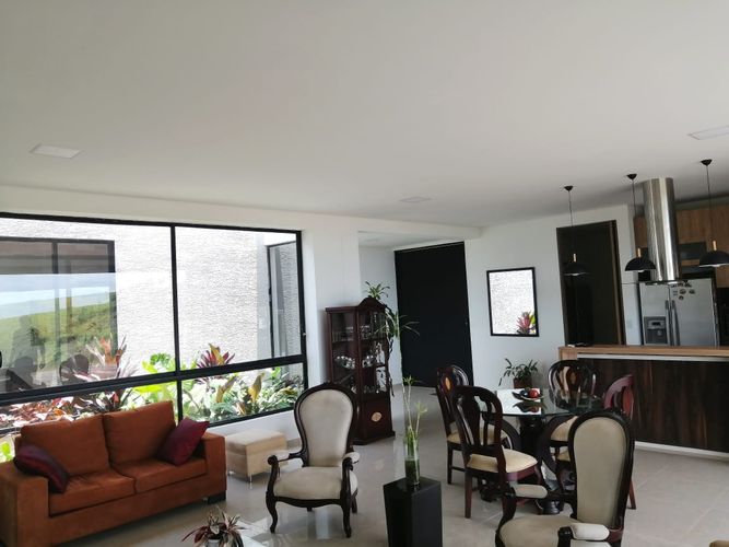 Casa de 3 alcobas en venta en Cerritos, Pereira, 1500 m² · foto 5 de 9