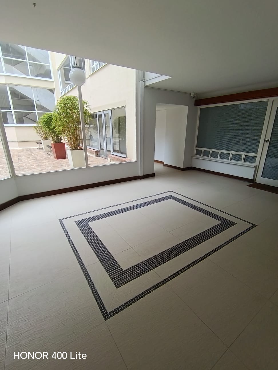 Apartamento en venta en Santa Barbara Central, Bogotá · foto 8 de 24