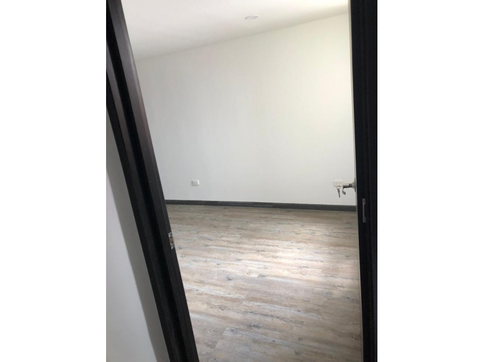 Apartamento en venta en La Prosperidad, Madrid 4