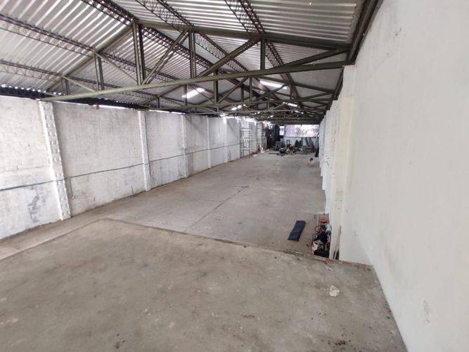 Bodega en venta en El Castillo, Barranquilla, 1150 m² · foto 2 de 16