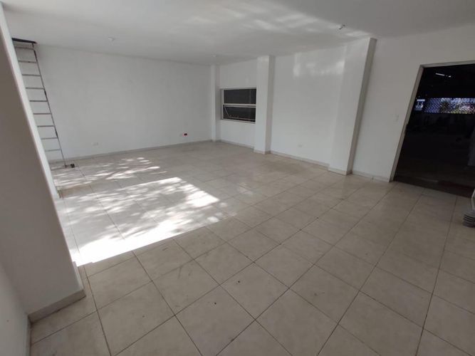Bodega en venta en El Castillo, Barranquilla, 1150 m² · foto 10 de 16