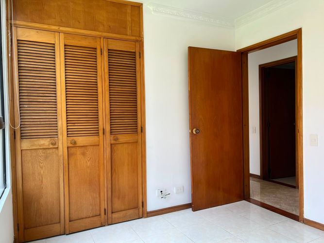 Apartamento de 3 alcobas en arriendo en El Poblado, Medellín, 115 m² · foto 3 de 18