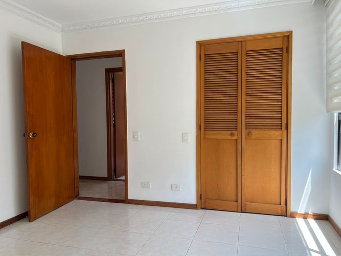 Apartamento de 3 alcobas en arriendo en El Poblado, Medellín, 115 m² · foto 5 de 18
