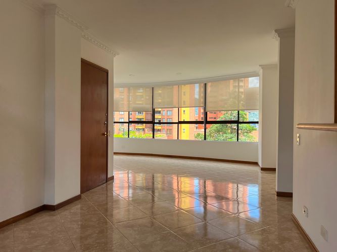 Apartamento de 3 alcobas en arriendo en El Poblado, Medellín, 115 m² · foto 15 de 18