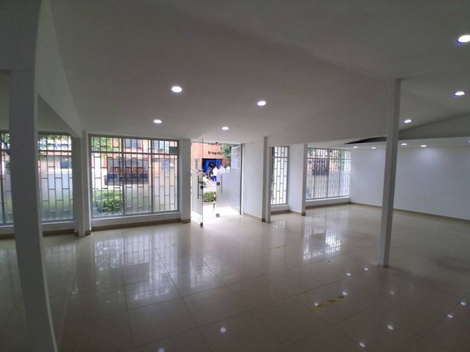 Casa de 7 alcobas en arriendo en Quirinal, Neiva, 221 m² · foto 4 de 22