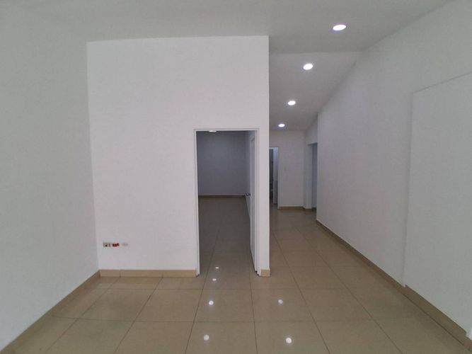 Casa de 7 alcobas en arriendo en Quirinal, Neiva, 221 m² · foto 8 de 22